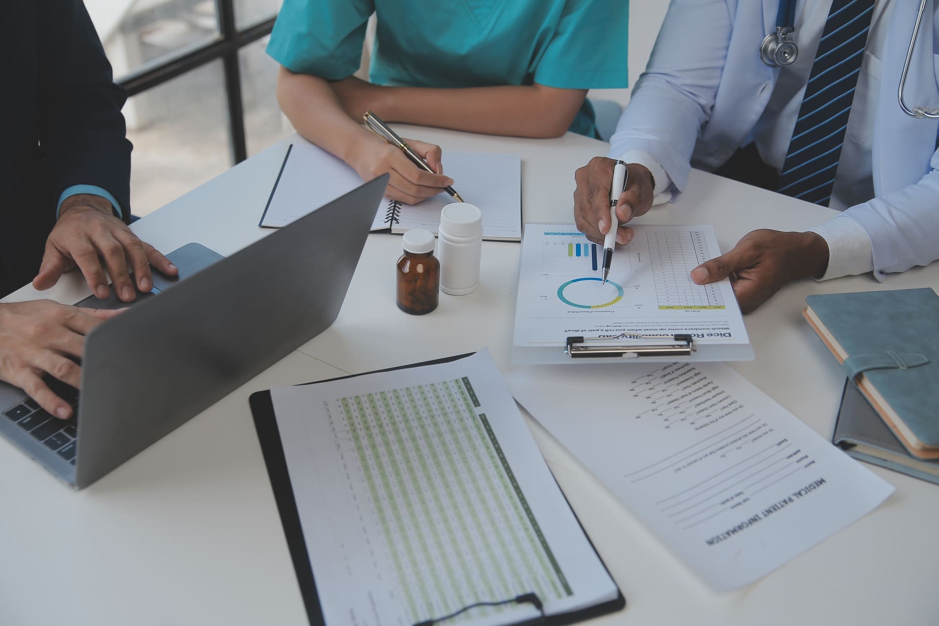 A visual representation of key metrics for evaluating prior authorization efficiency in Chicago, including approval rates and turnaround times